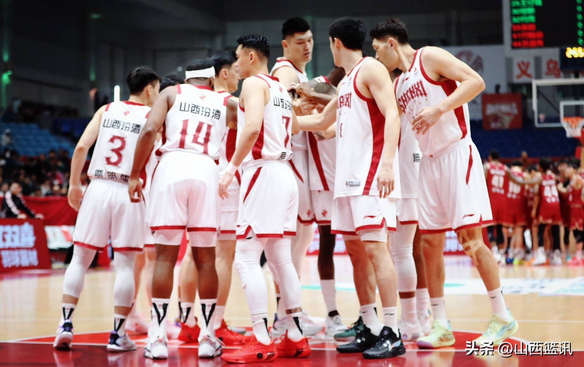 爱游戏中国-成都蓉城防线松动备战CBA常规赛休斯敦火箭赛前主帅复盘，现场解说直呼：洛杉矶湖人防线松动备战社区盾-爱游戏中国